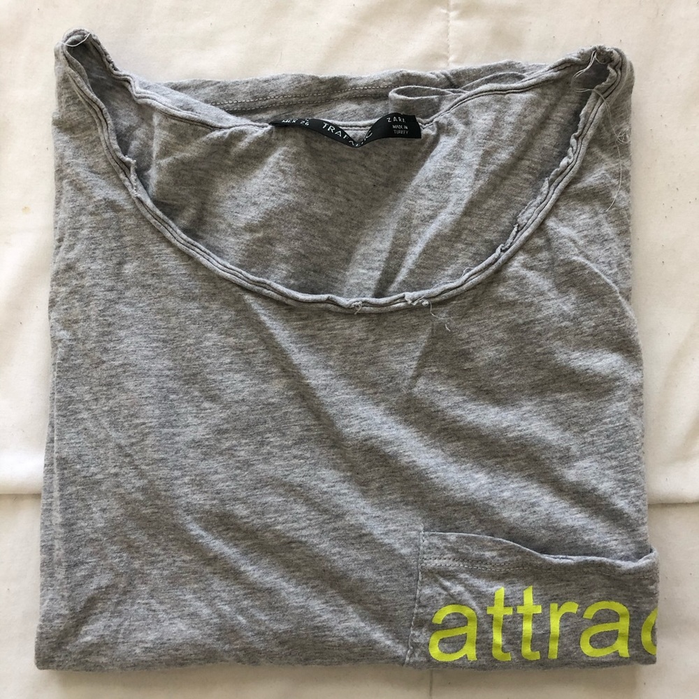 GUC Zara Distressed Pocket Graphic T-Shirt